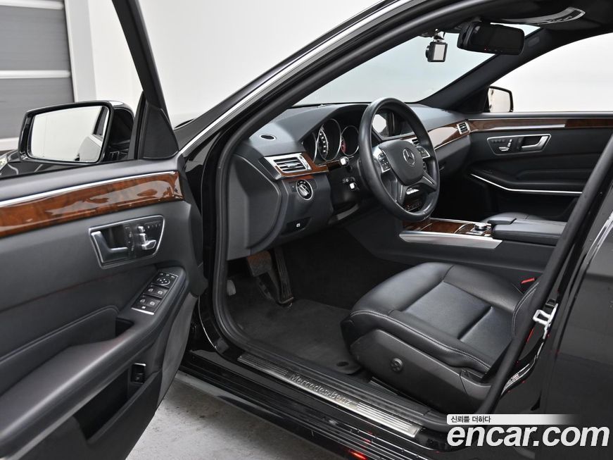 Mercedes-Benz E-Class 2014