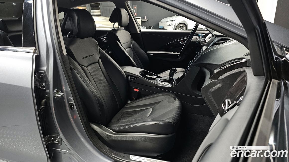 Hyundai Grandeur 2016