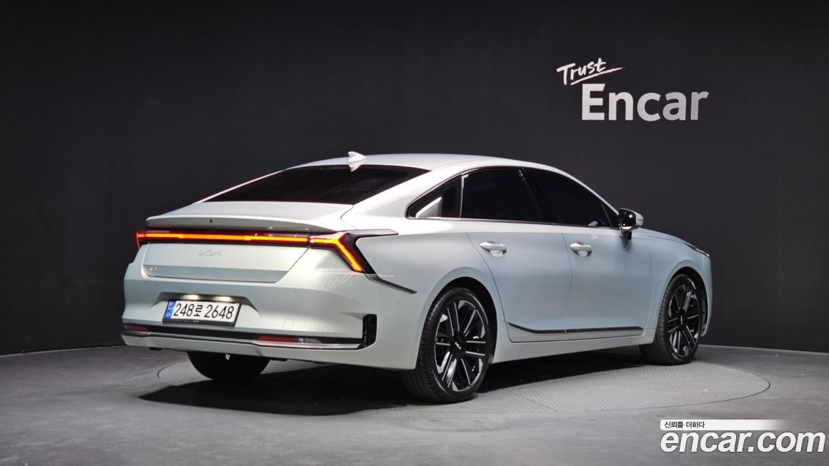Kia K8 2025