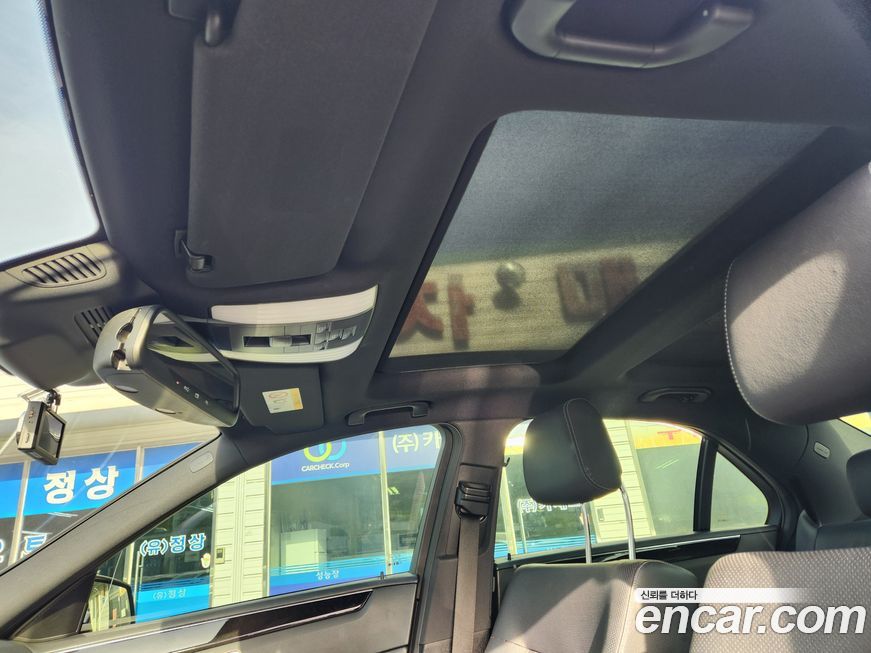 Mercedes-Benz E-Class 2014