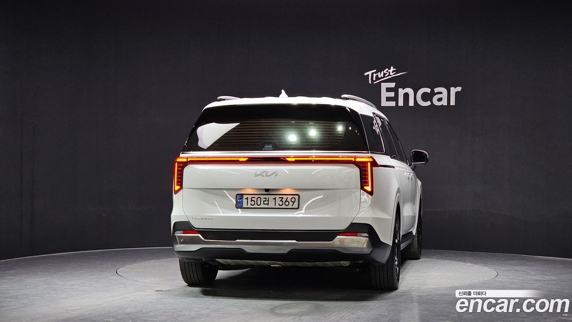 Kia Canival 2025