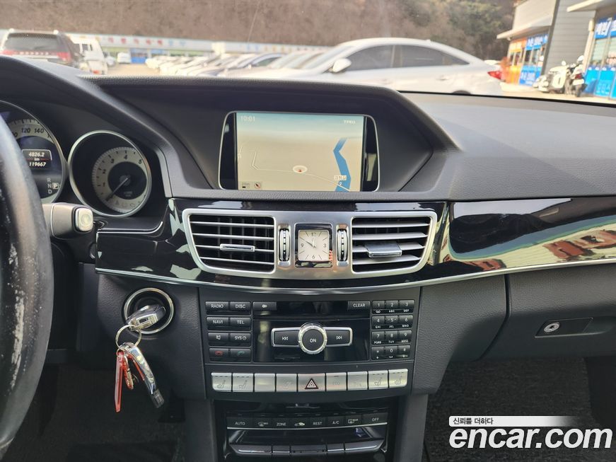 Mercedes-Benz E-Class 2014