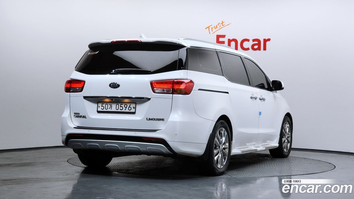 Kia Canival 2017