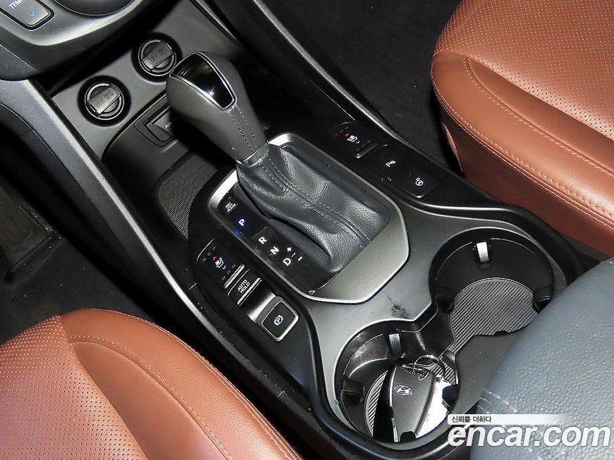 Hyundai Santafe 2015