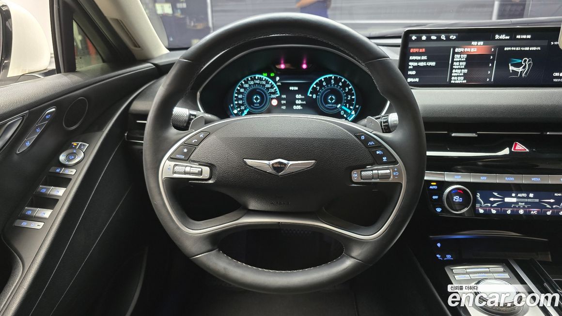 Genesis G80 2023