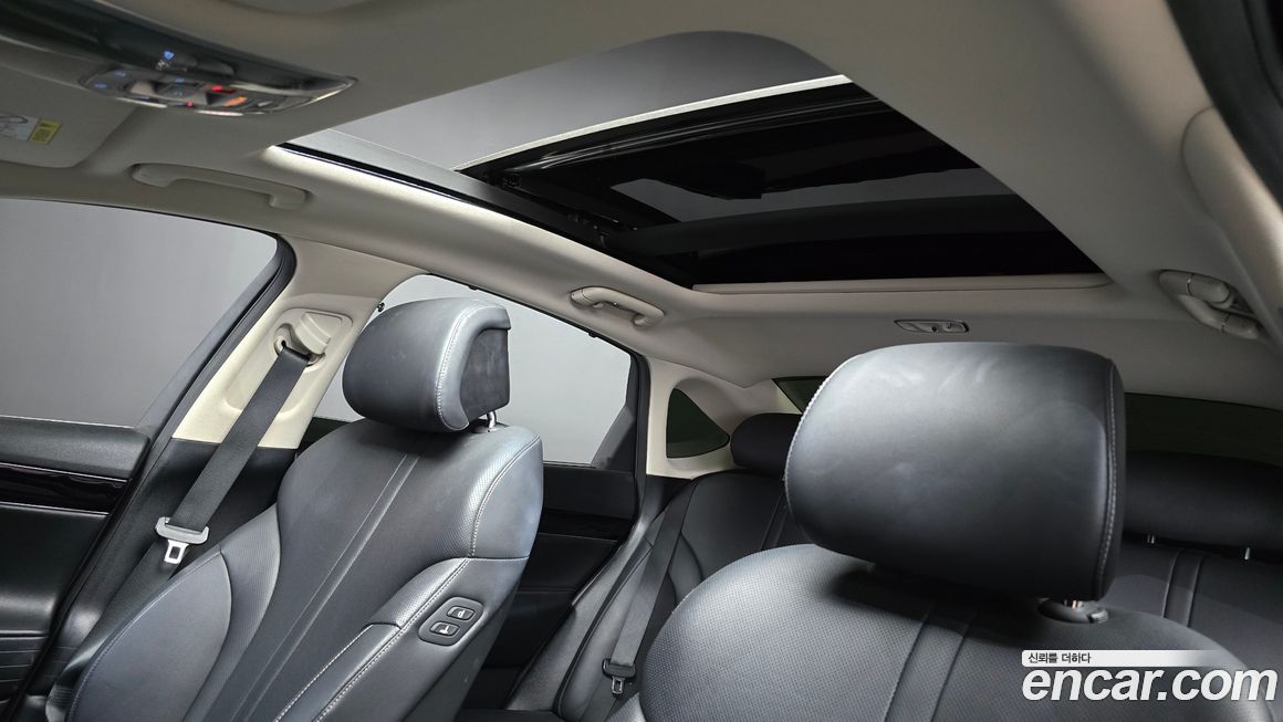 Genesis G80 2023