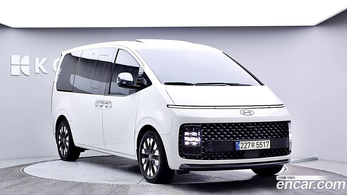 Hyundai Staria 2025