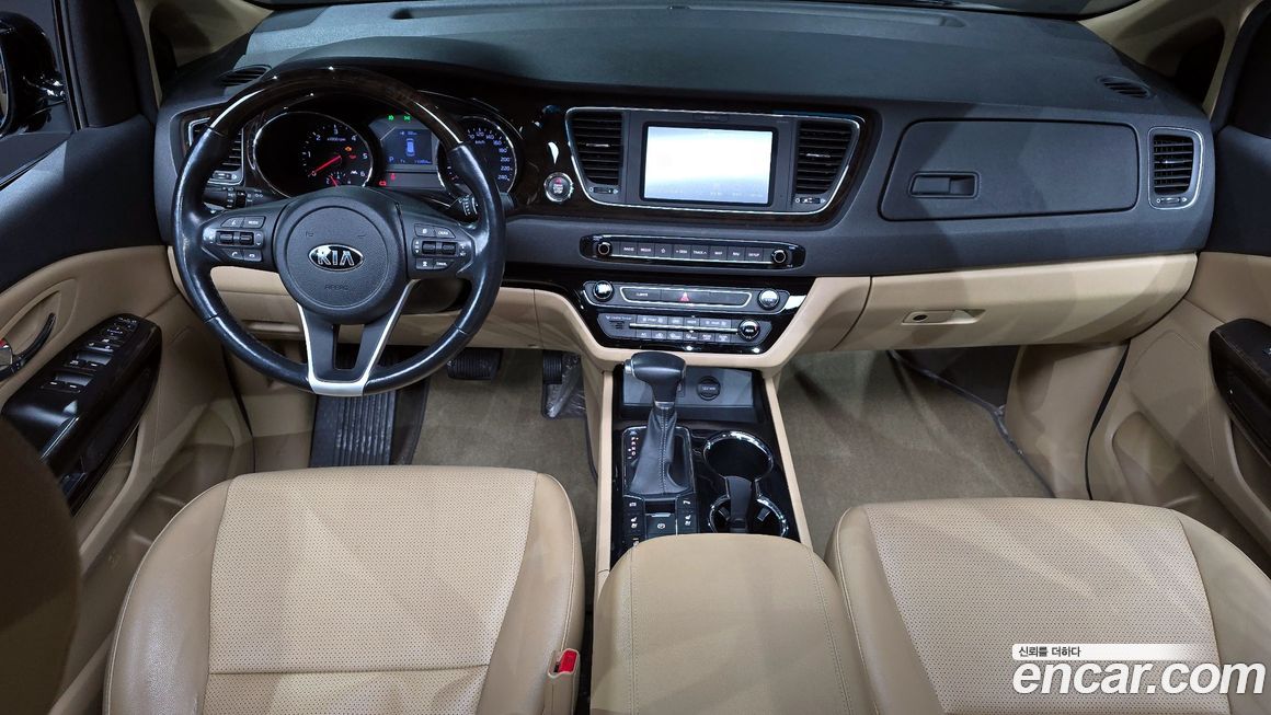 Kia Canival 2019