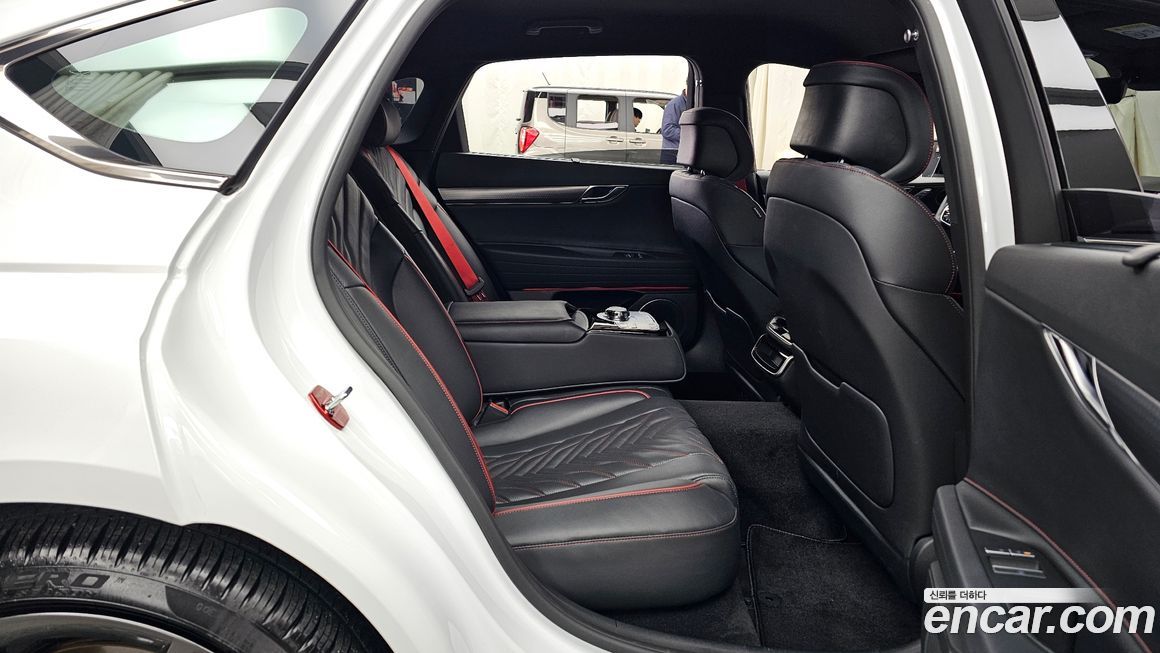 Genesis G80 2025