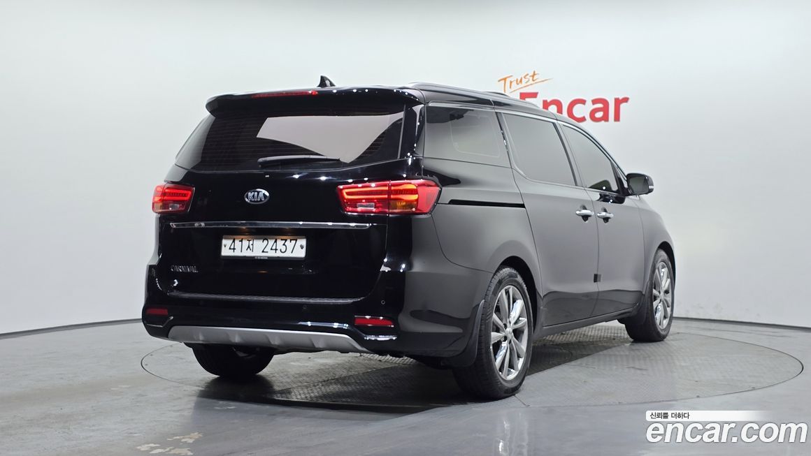 Kia Canival 2019