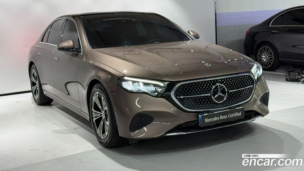 Mercedes-Benz E-Class 2025