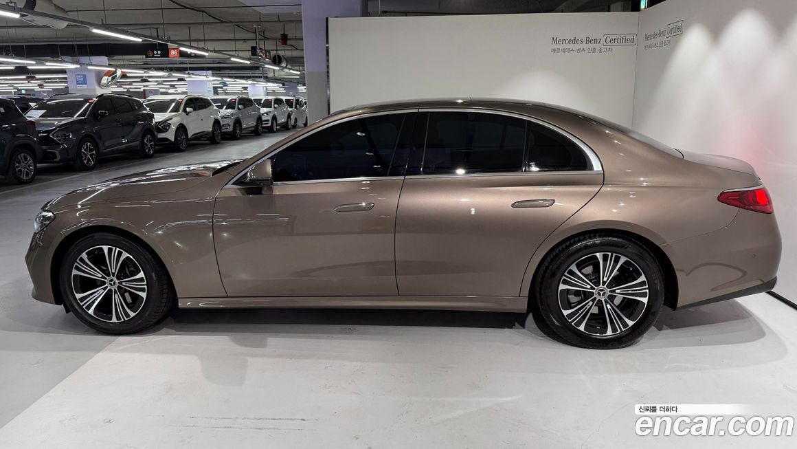 Mercedes-Benz E-Class 2025