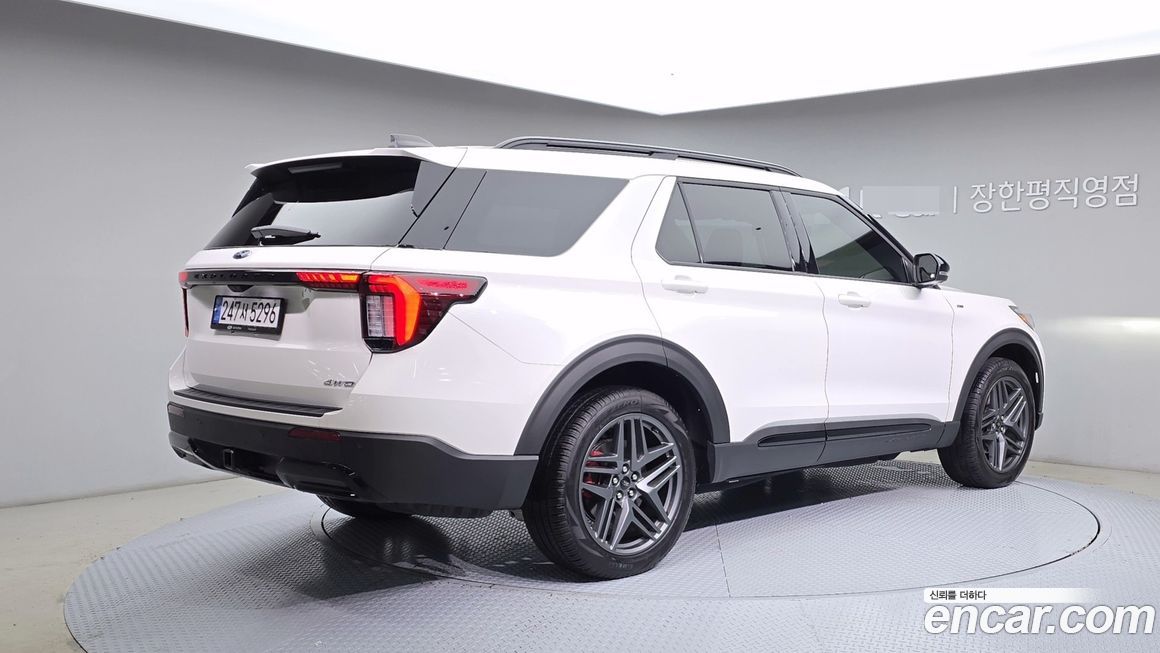 Ford Explorer 2025