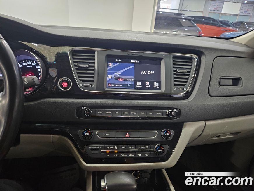 Kia Canival 2019