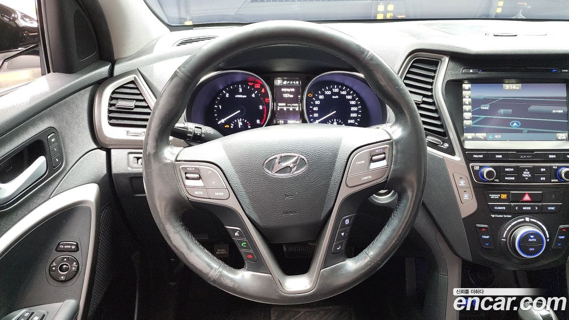 Hyundai Santafe 2016