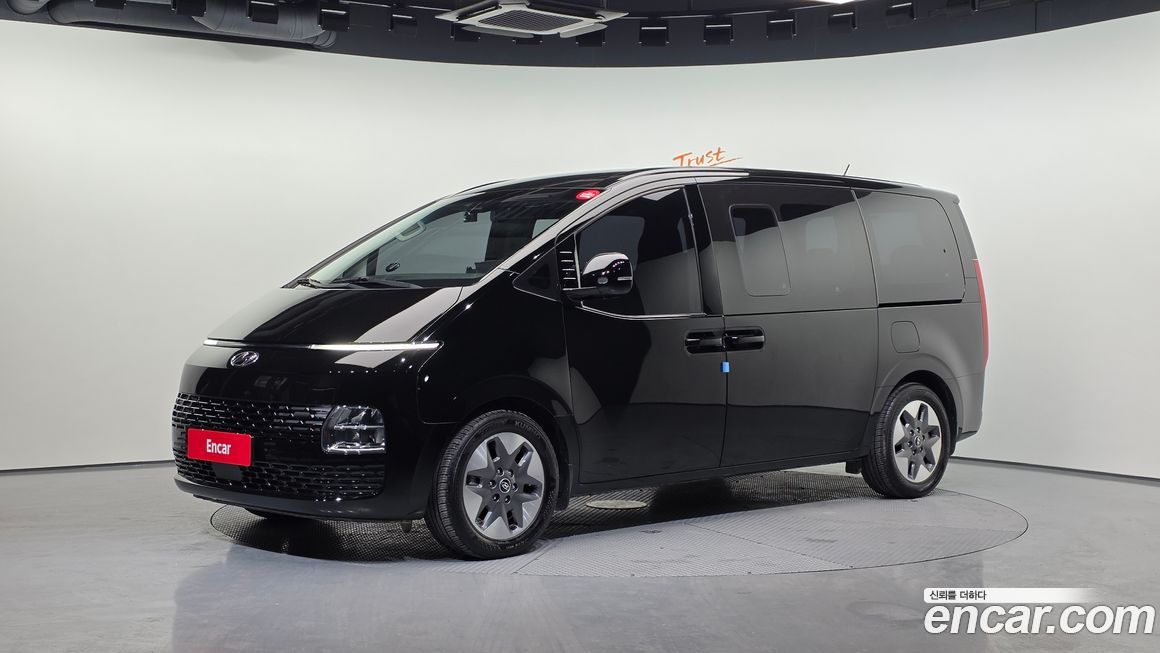 Hyundai Staria 2022