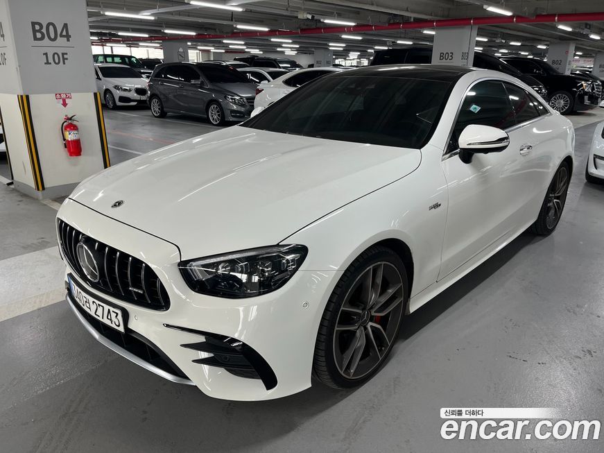 Mercedes-Benz E-Class 2022