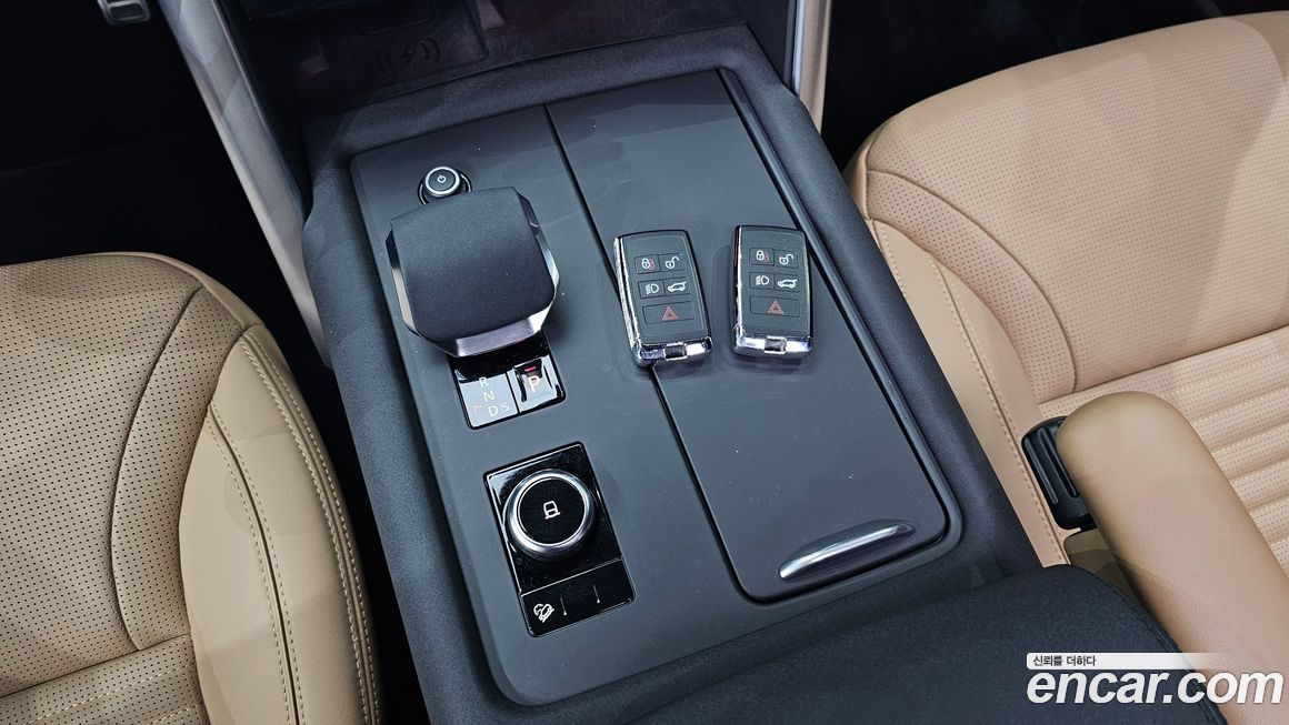 Land Rover Discovery 2024