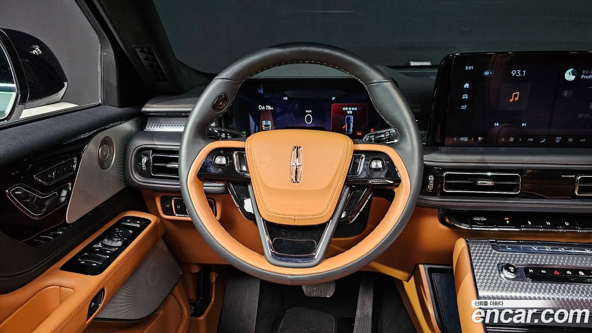 Lincoln Aviator 2025