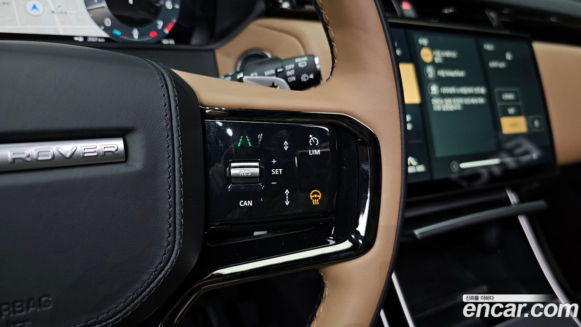 Land Rover Range Rover Velar 2025