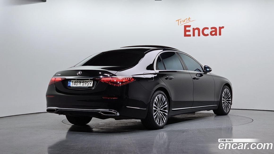 Mercedes-Benz S-Class 2022