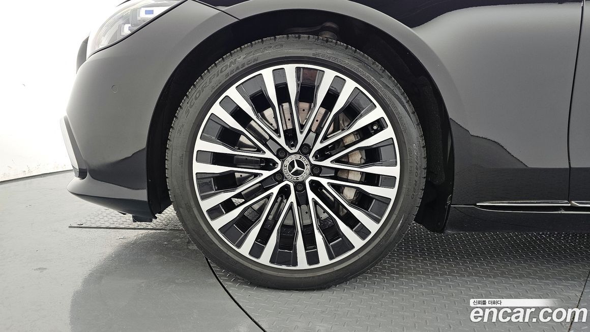 Mercedes-Benz S-Class 2022