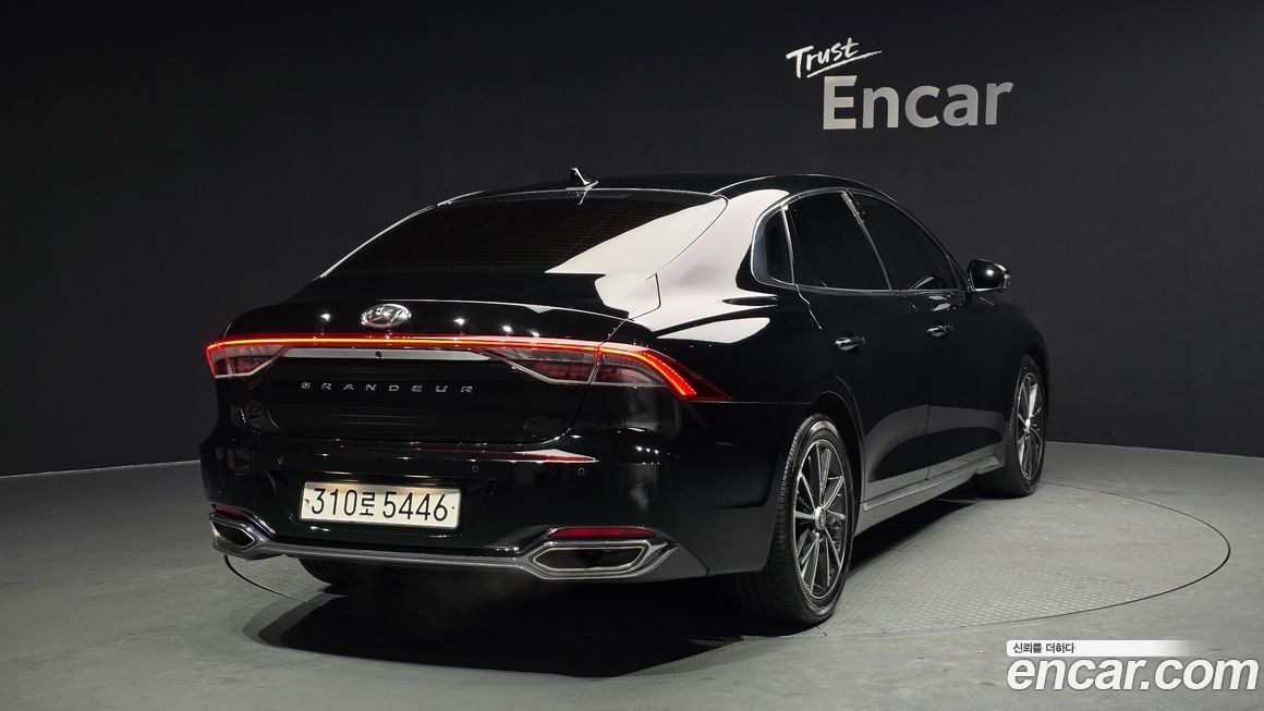 Hyundai Grandeur 2021