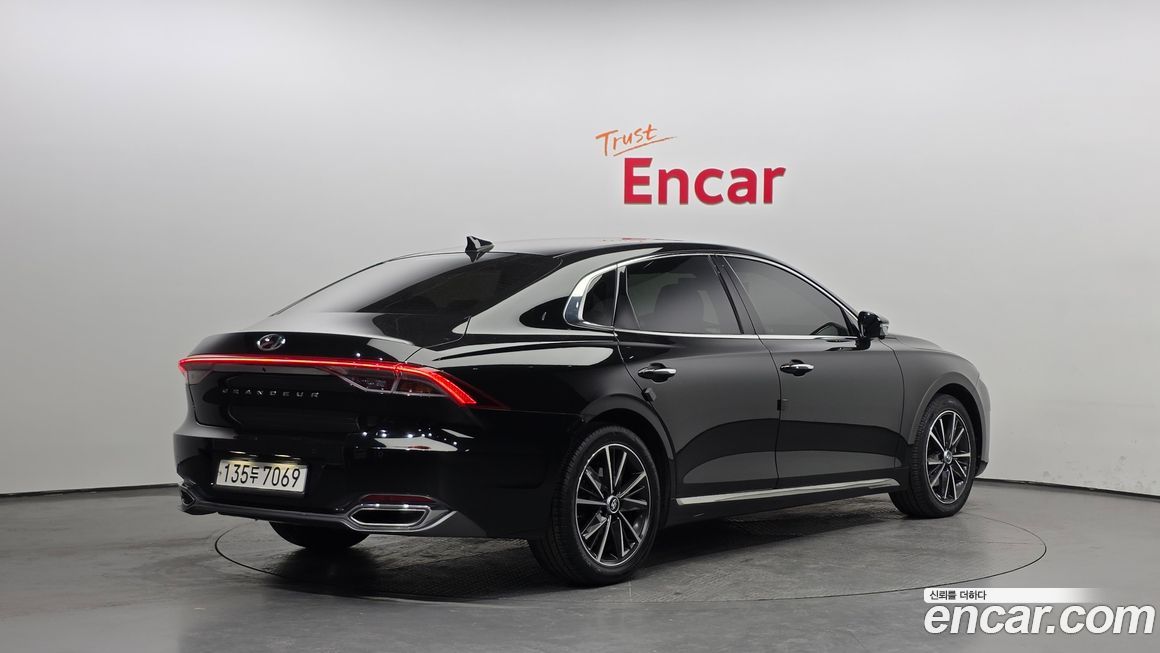 Hyundai Grandeur 2022