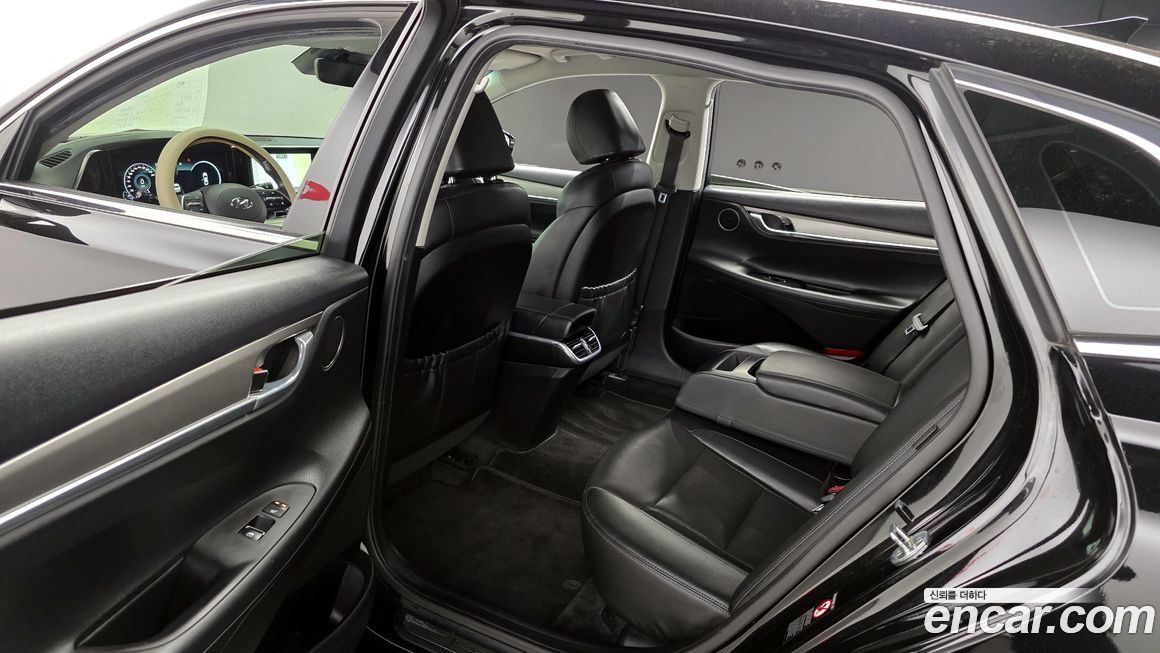 Hyundai Grandeur 2022