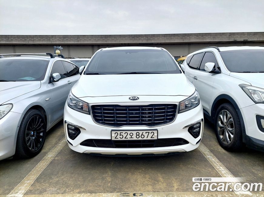 Kia Canival 2019