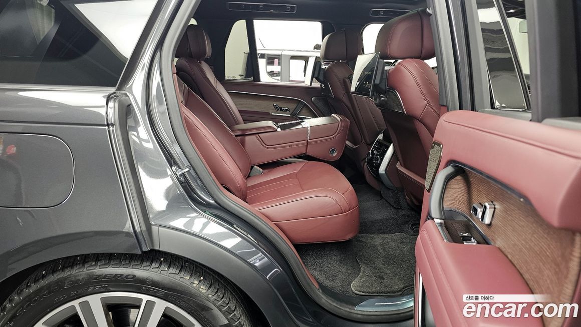 Land Rover Range Rover 2024