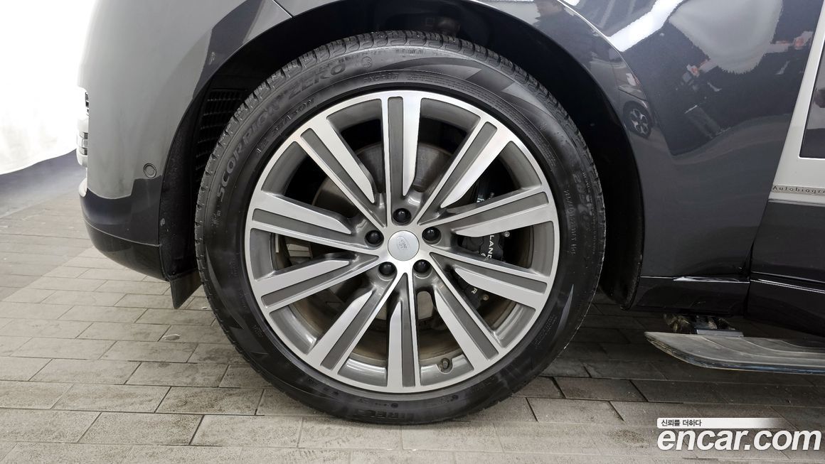 Land Rover Range Rover 2024