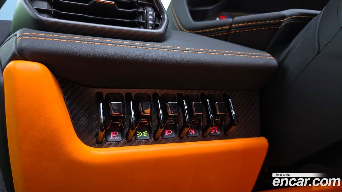 Lamborghini Huracan 2023