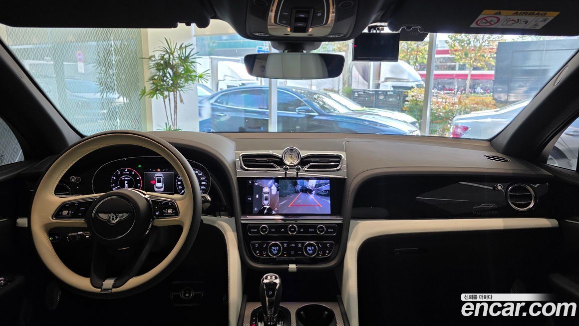 Bentley Bentayga 2025