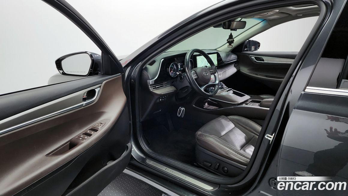 Hyundai Grandeur 2021