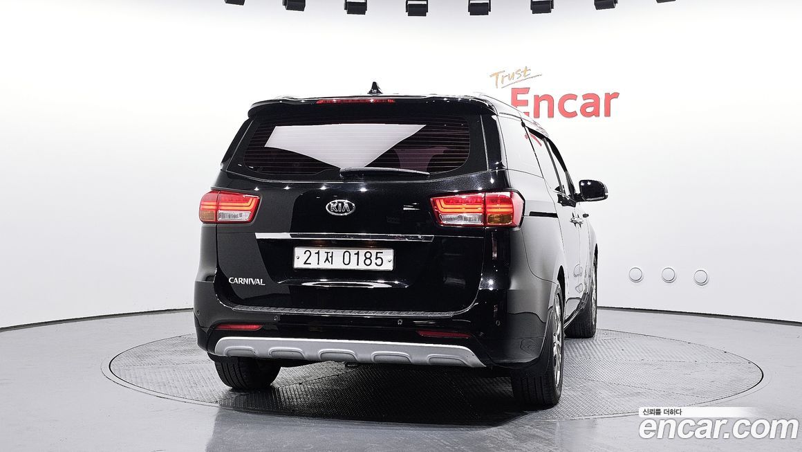 Kia Canival 2017