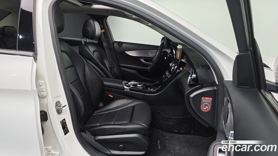 Mercedes-Benz C-Class 2018