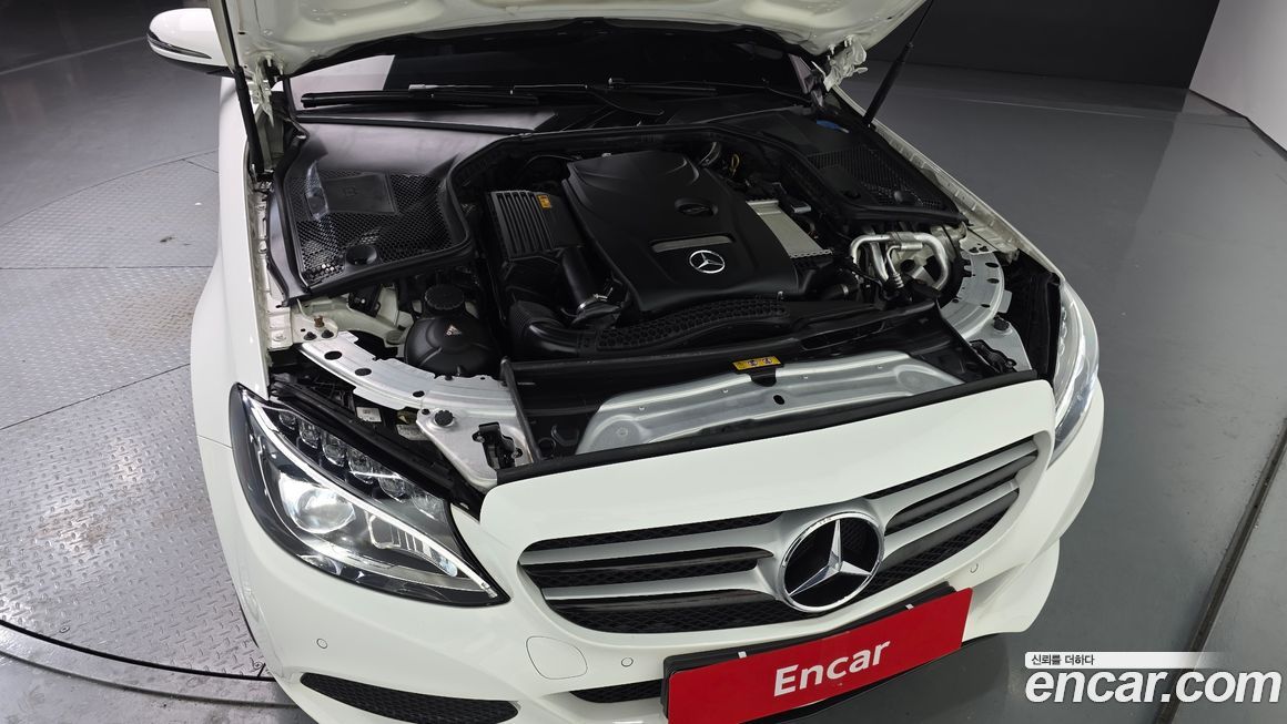 Mercedes-Benz C-Class 2018