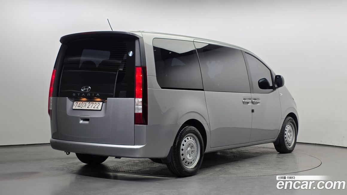 Hyundai Staria 2022