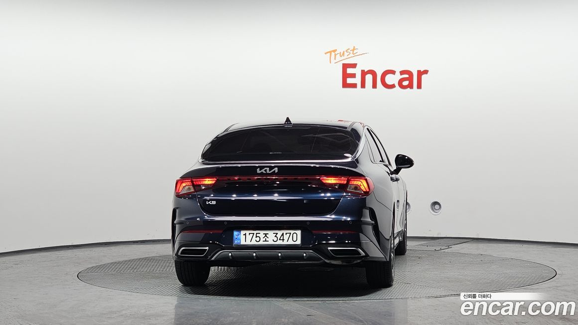Kia K5 2023