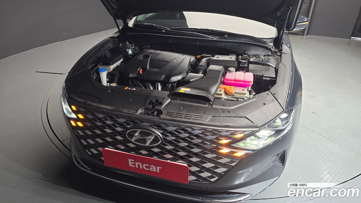 Hyundai Grandeur 2022