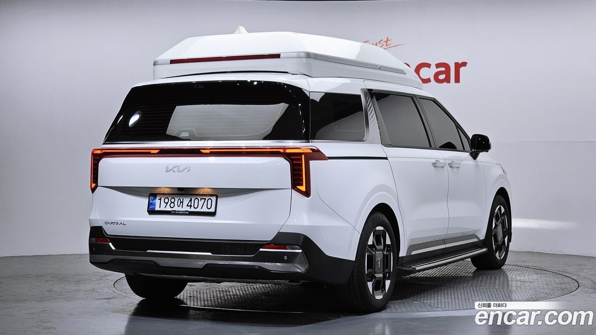 Kia Canival 2024