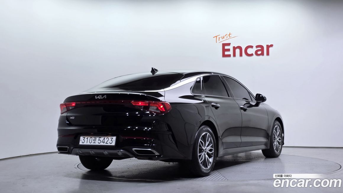 Kia K5 2023