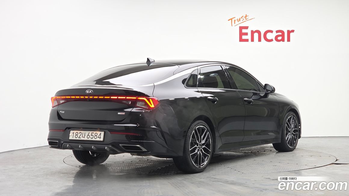 Kia K5 2021