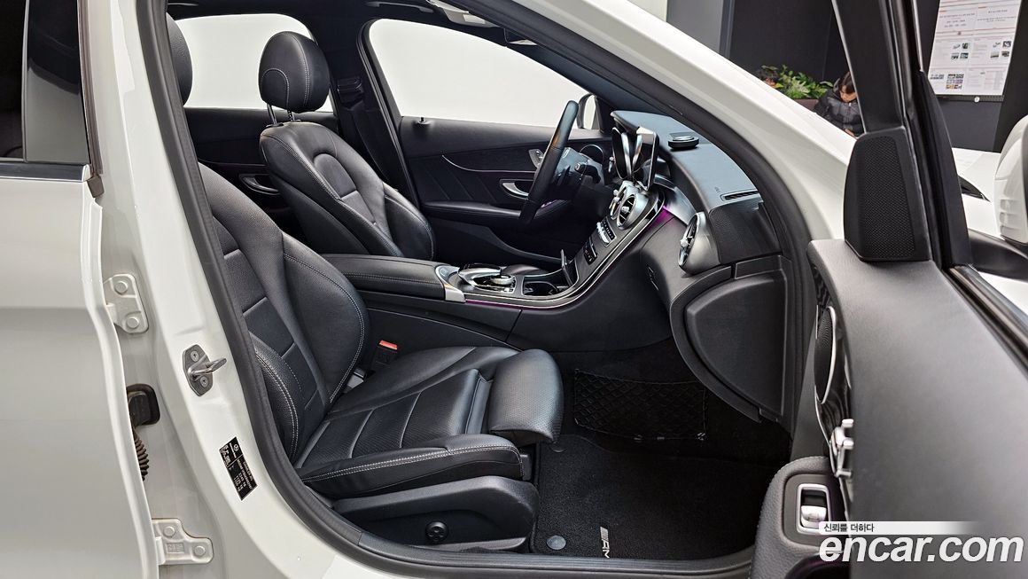 Mercedes-Benz C-Class 2019