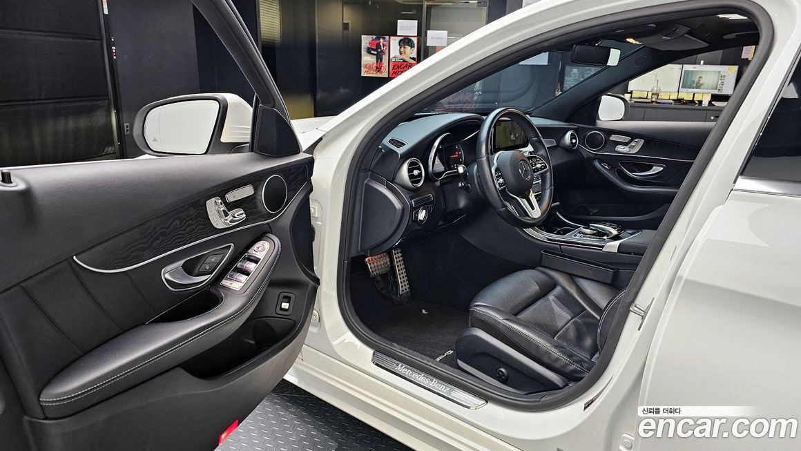 Mercedes-Benz C-Class 2019