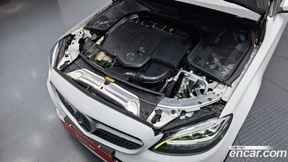 Mercedes-Benz C-Class 2019