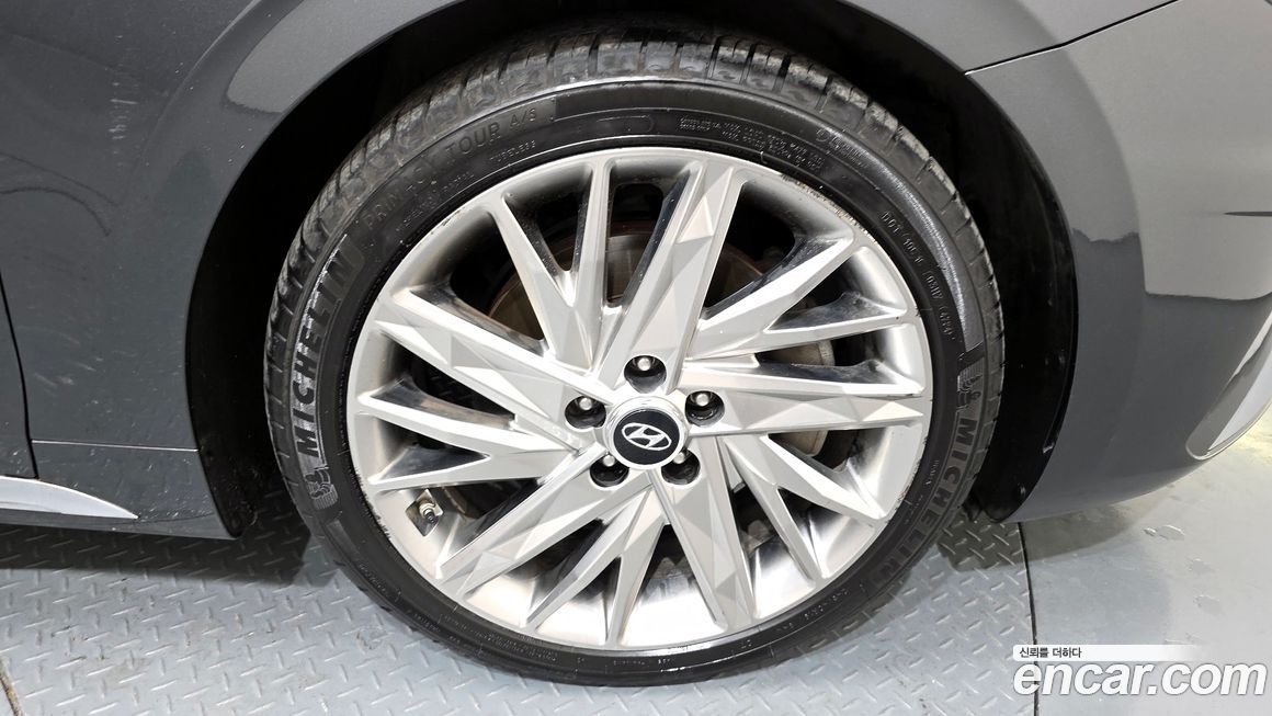 Hyundai Grandeur 2021