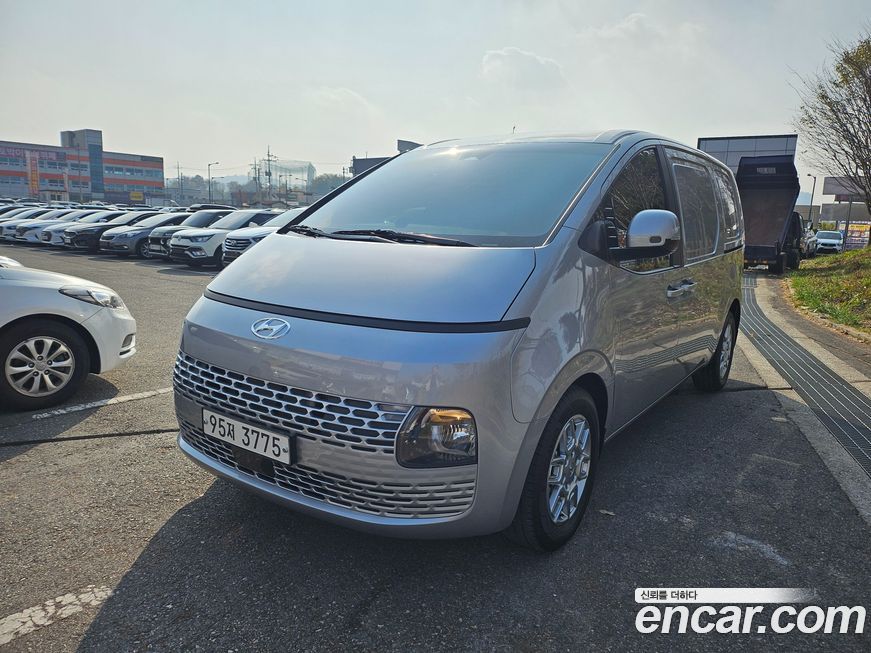 Hyundai Staria 2022