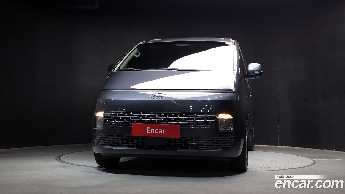 Hyundai Staria 2022